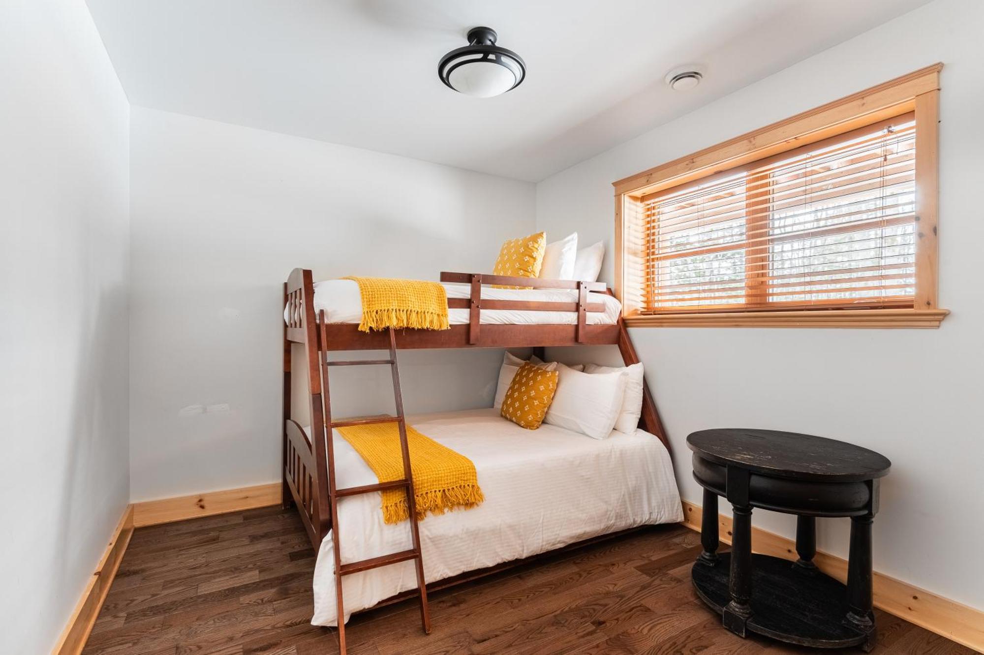 Fiddler Lake Resort Chalet 76 Deer Mille-Isles Экстерьер фото